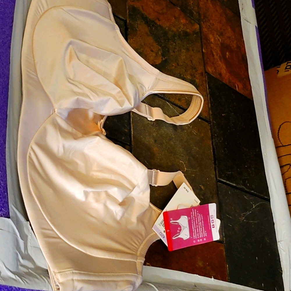 Signature Support 42D Comfort Bra